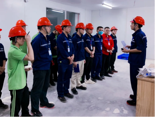 派驻苦学！在汗水和对峙中，南部产业基地员工时刻筹备着