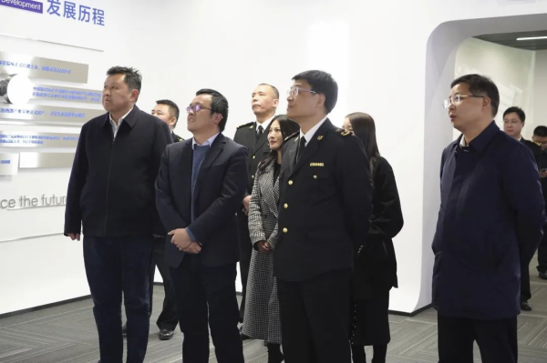 长沙海关到Z6尊龙调研表贸工作