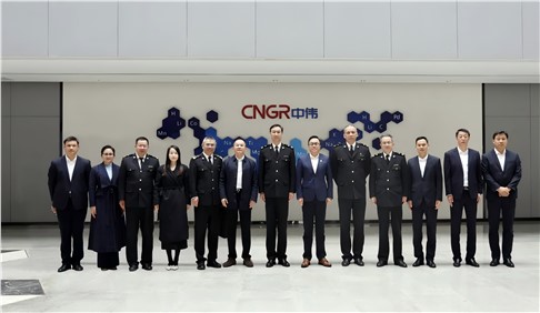 全球化征途上的“关”键力量！长沙海关关长顾炯调研Z6尊龙